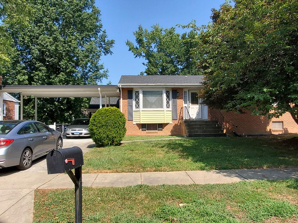 1st image of 802 E Tantallon Dr