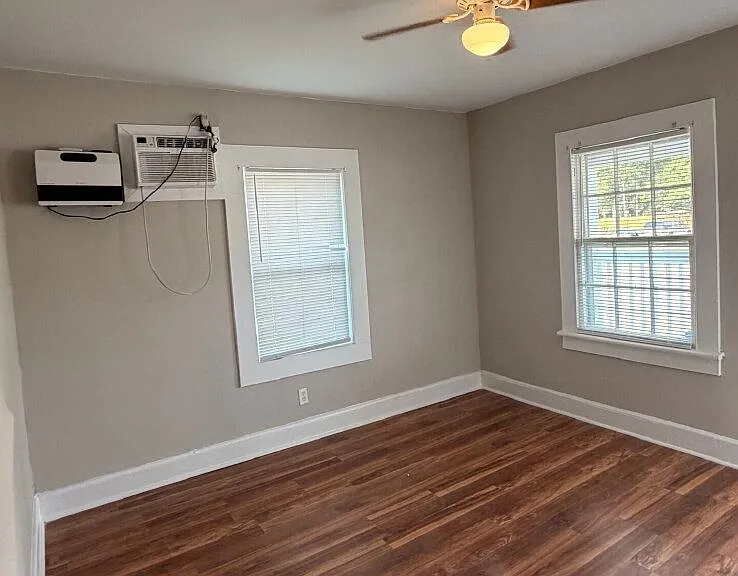 412A Davis St — Photo 2