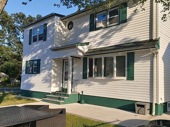 2nd image of 66 William Ave