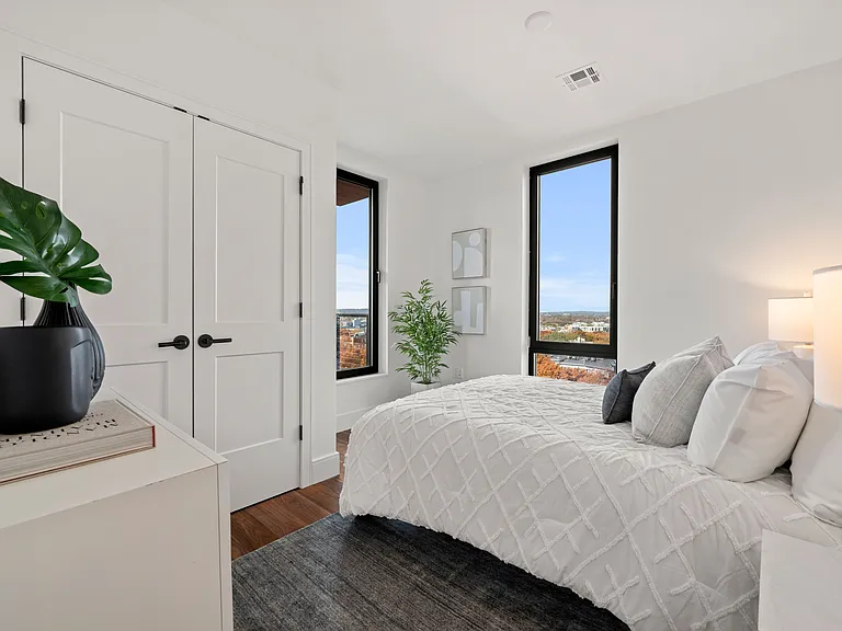 1515 Commonwealth Ave #806 — Photo 8