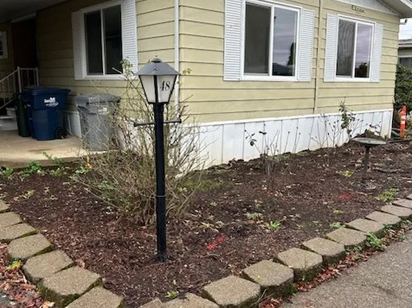 3530 E Game Farm Rd Space 48, Springfield, OR 97477