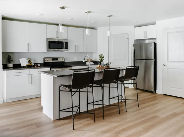 Bloomington Apartments