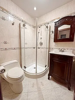 Rented by Brooklyn Property Group LLC | media 7