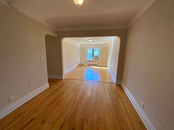 5th image of 55 W 92nd St #5D7