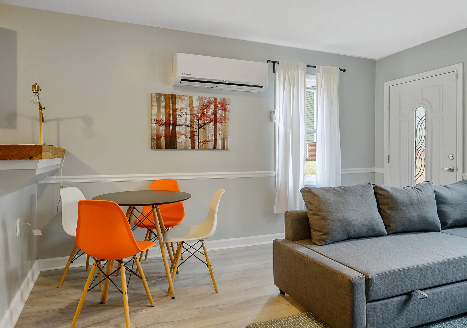 Private House- Downtown Durham — Photo 3