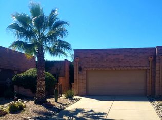 1657 W Calle Del Grajo, Green Valley, AZ 85622