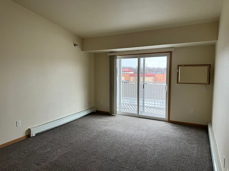 West Lake III Apartments — Photo 142