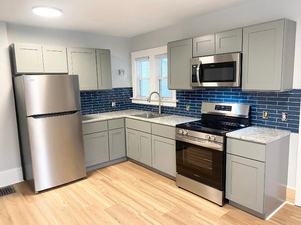 944 Elizabeth St #944