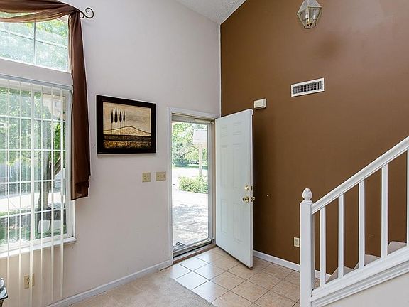 5th image of 5046 Clarkson Dr