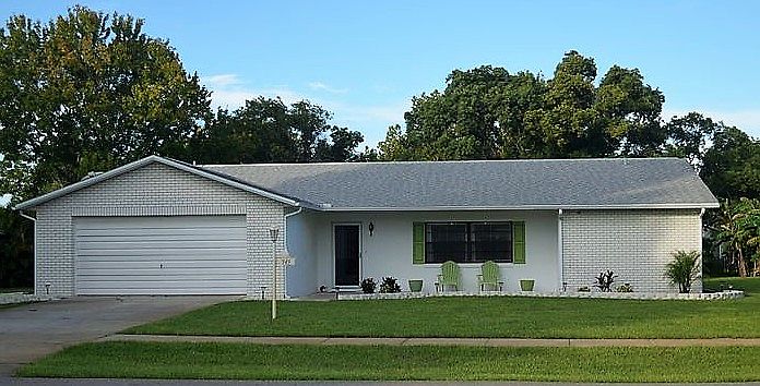 1st image of 949 Chickadee Dr