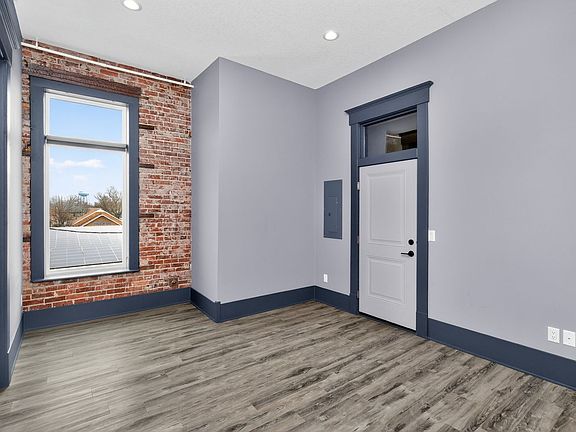 4th image of 1214 2nd St #7