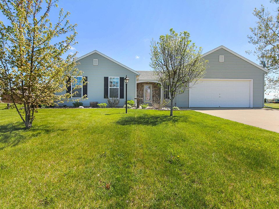 1st image of W1960 Summer Hill Dr