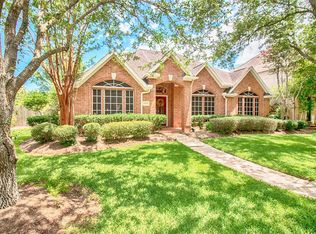 2454 Lakeside Dr, Seabrook, TX 77586