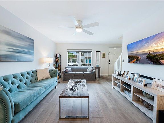 3rd image of 18 Marco Villas Dr #P-5