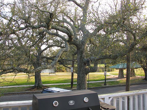 West End Park out front