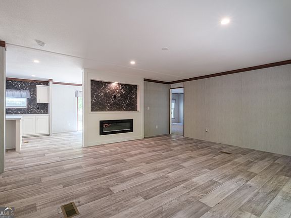 5th image of 2959 Lake Lannell Rd