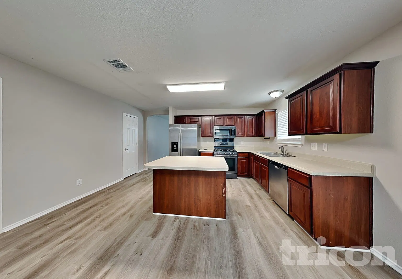 231 Cardinal Way San Antonio TX — Photo 4