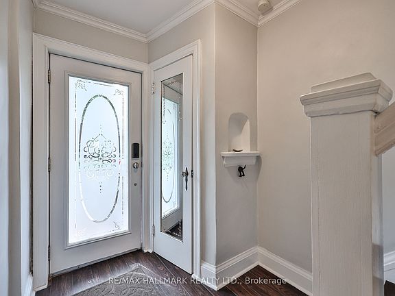 4th image of 278 Woburn Ave