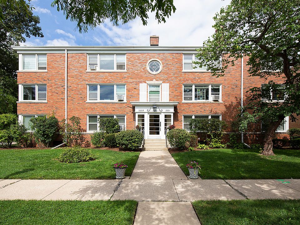 1st image of 2221 Central St APT 1E