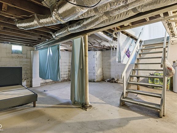 4th image of 2823-25 E 36th St