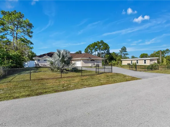 521 Grant Ave, Lehigh Acres, FL 33972