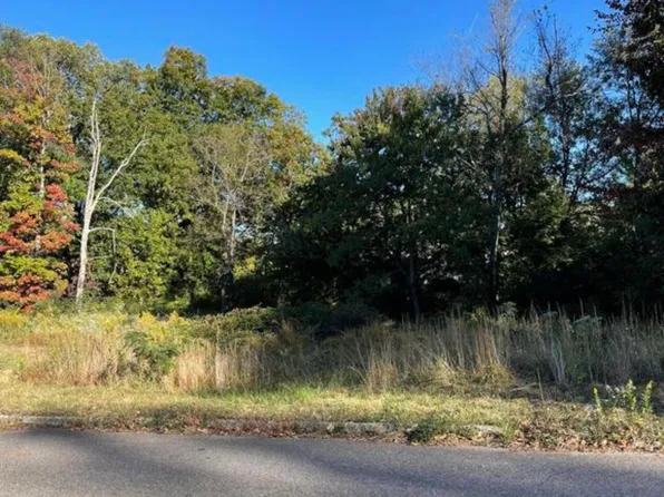 4710 NW Tomache Dr, Knoxville, TN 37909