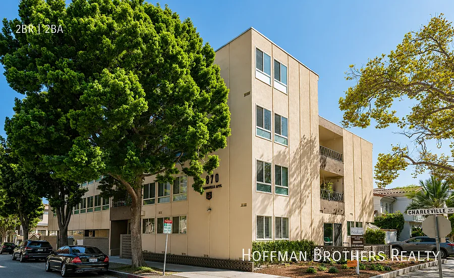8730 Charleville Blvd Beverly Hills, CA 90211 — Photo 3