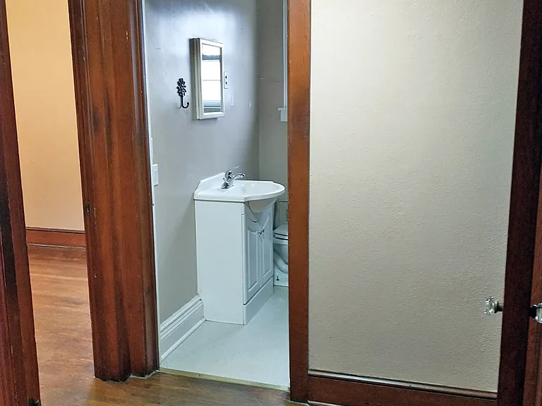 391 W Main St #4 — Photo 11