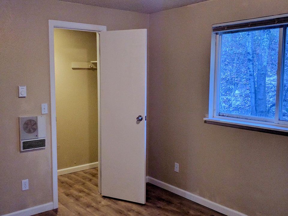 2nd image of 1505 E 38th St APT 2