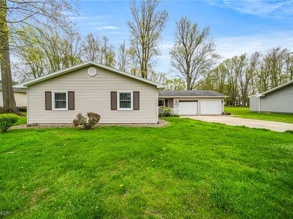 3314 S Maple Ln, Ashtabula, OH 44004