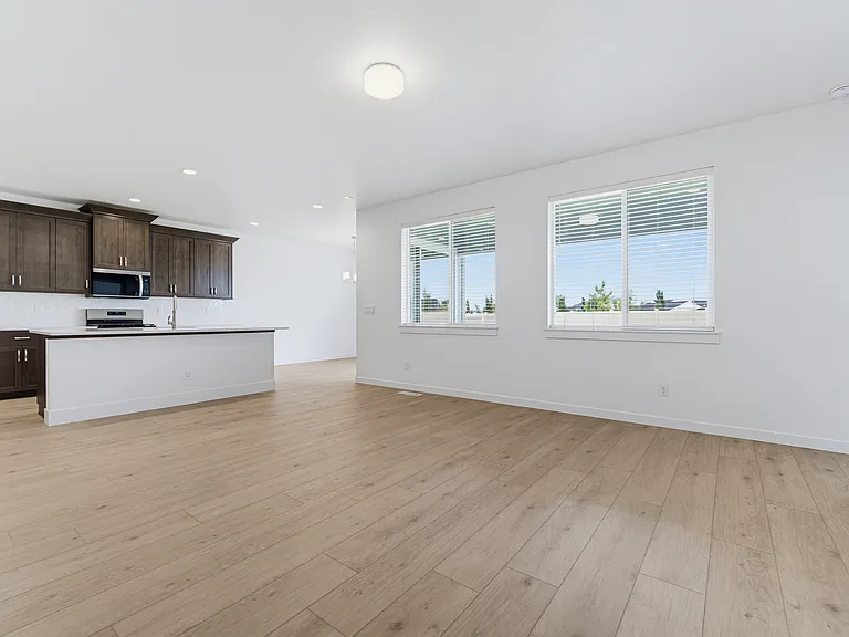 8876 W Tamworth Dr — Photo 2
