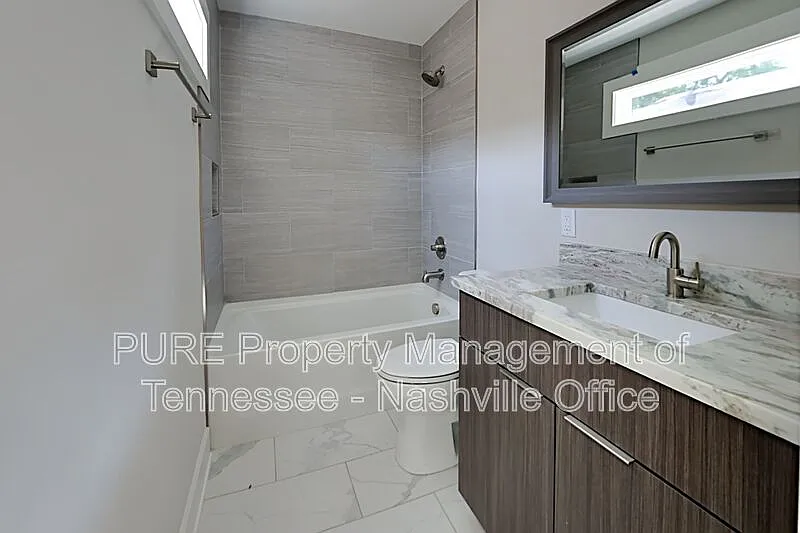 4 bed, 3.5 bath, 1856 sqft, $2,950 — Photo 4