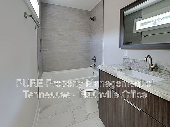 5th image of 2713 Torbett St #D
