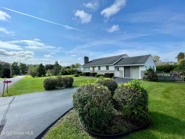 113 First Avenue, Tribes Hill, NY 13407