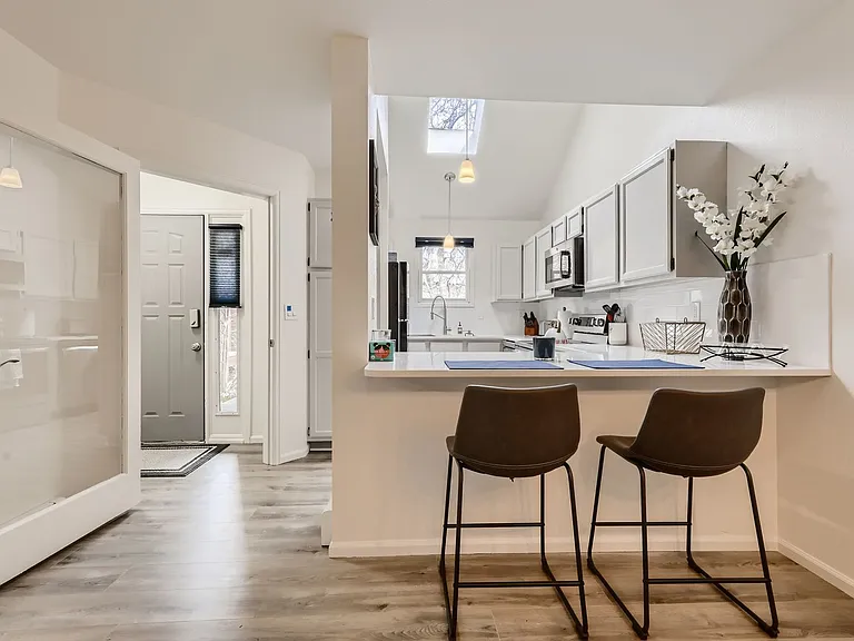 3117 Bell Dr — Photo 10