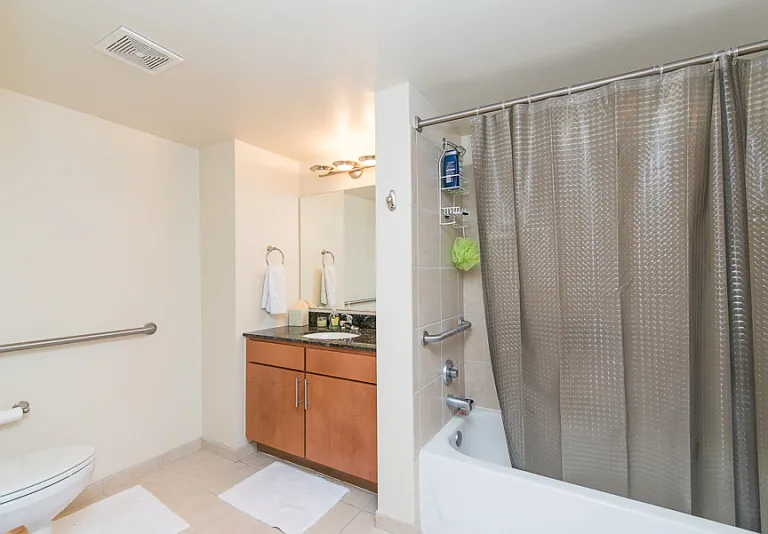 915 E St NW #317 — Photo 11
