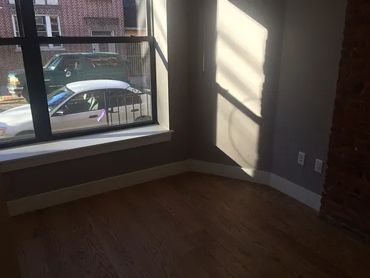 Rented by Premier Metro Realty Corp | media 117