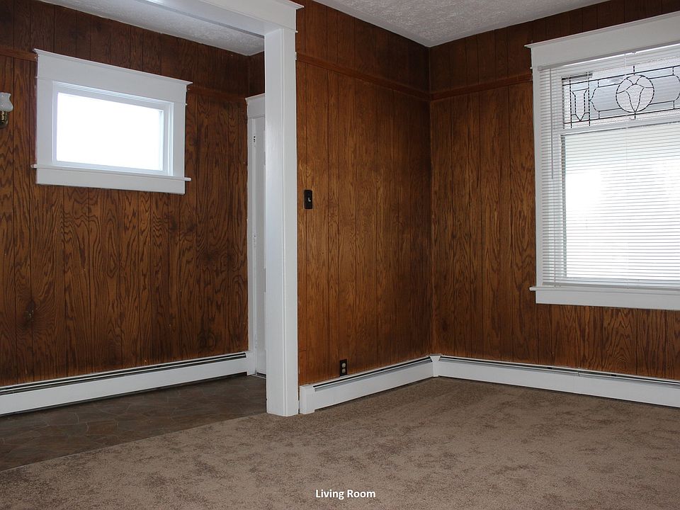 1st image of 17 Welles St #A