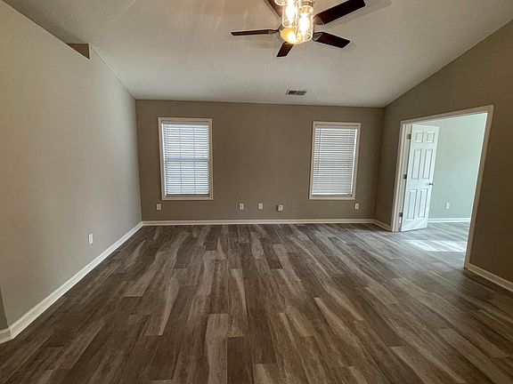 5th image of 3052 Maddie Ln