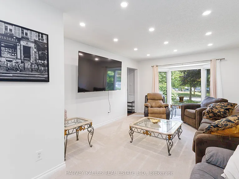 223 Sunnyside Dr — Photo 13