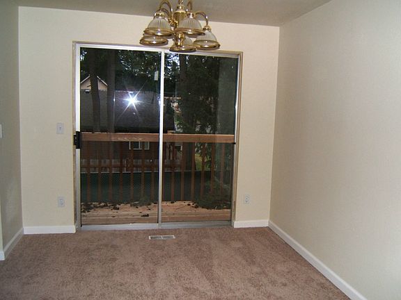 4th image of 26421 Timberlane Dr SE