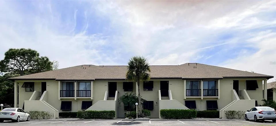 4648 Longwater Chase #99