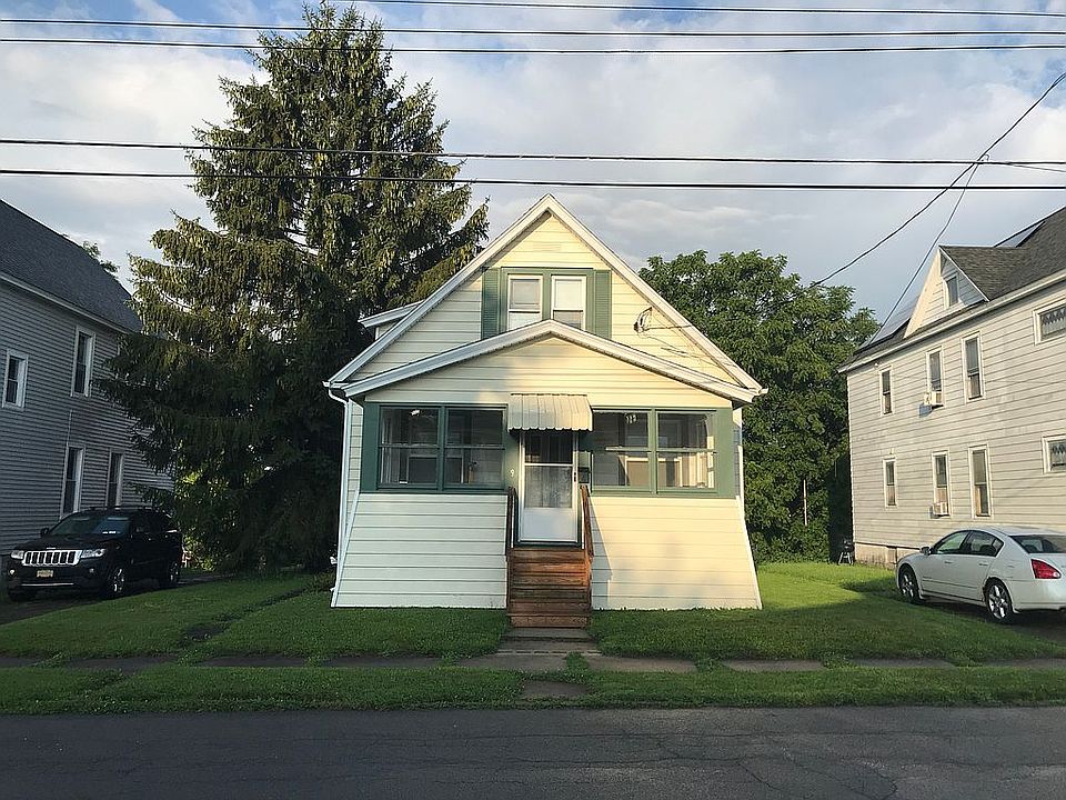 2nd image of 9 Gorski St