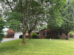 5245 Flora Dr, Lewisburg, OH 45338