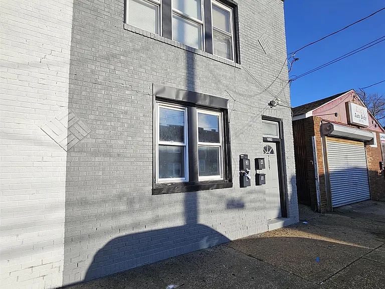 709 Adriatic Ave — Photo 3
