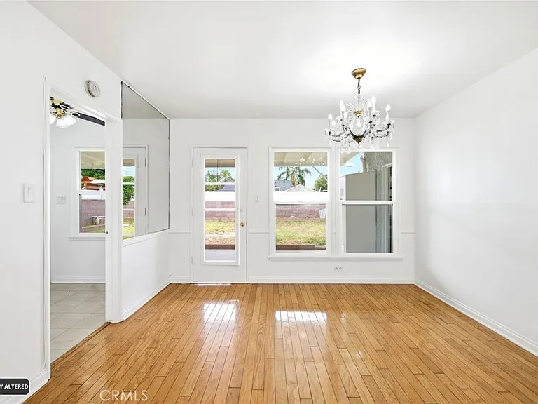 10539 Gridley Rd — Photo 9