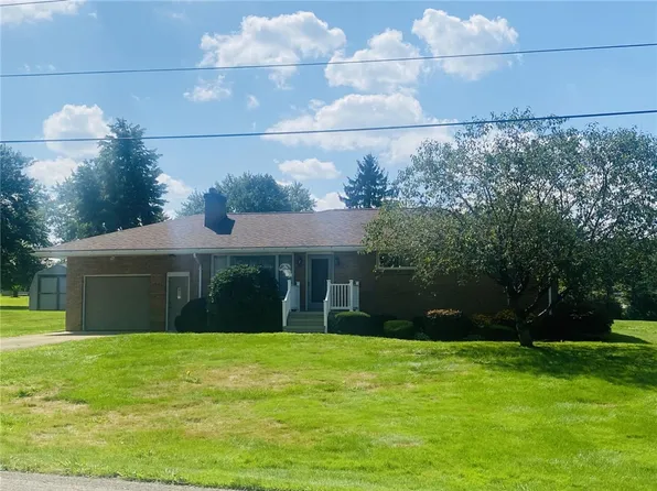 200 Mapeat Ln, New Castle, PA 16101