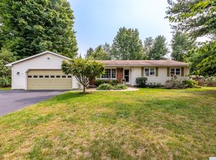 11 Orchard Dr, Kinderhook, NY 12106