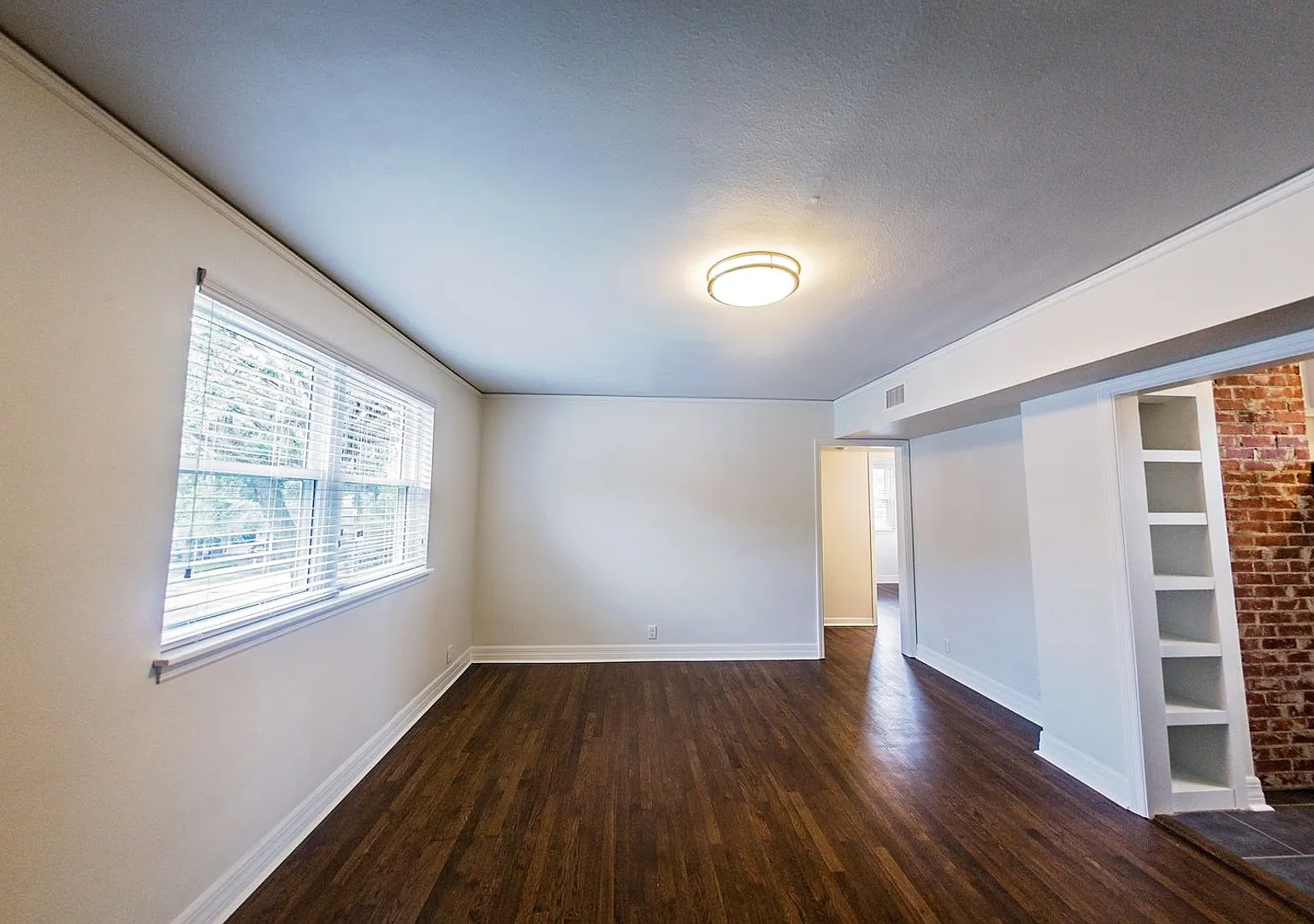 Highland Vue Apartments — Photo 2