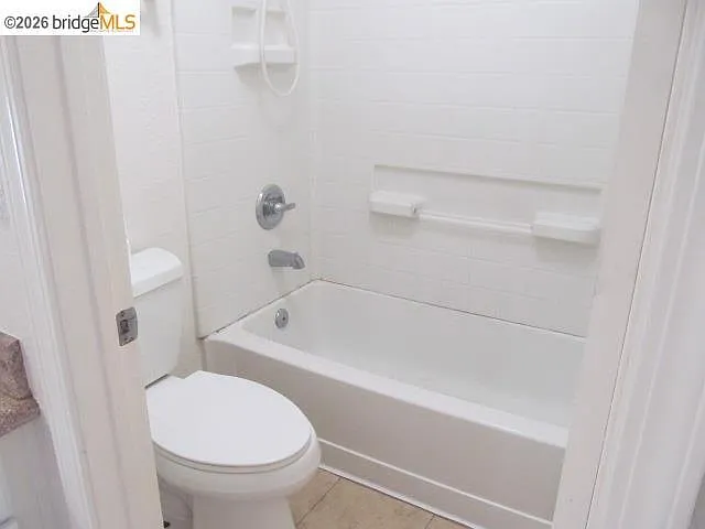 4740 Appian Way #5 — Photo 7